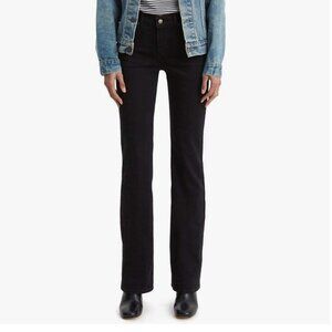 NWOT Levi's Women's Classic Bootcut Jeans